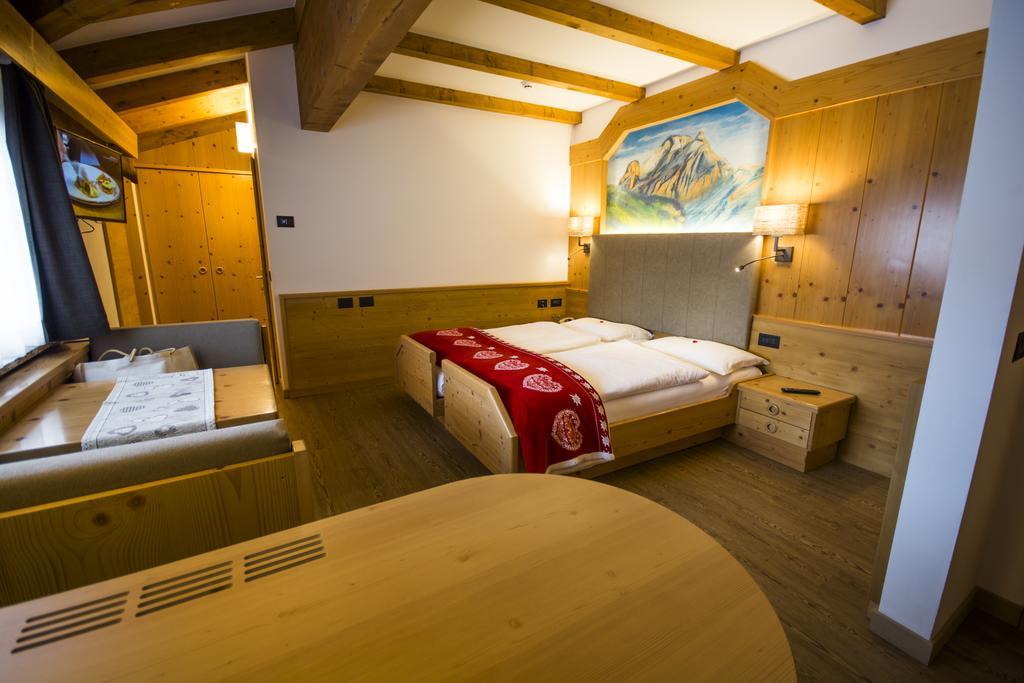 Hotel Cirelle Suite & Spa カナツェーイ エクステリア 写真
