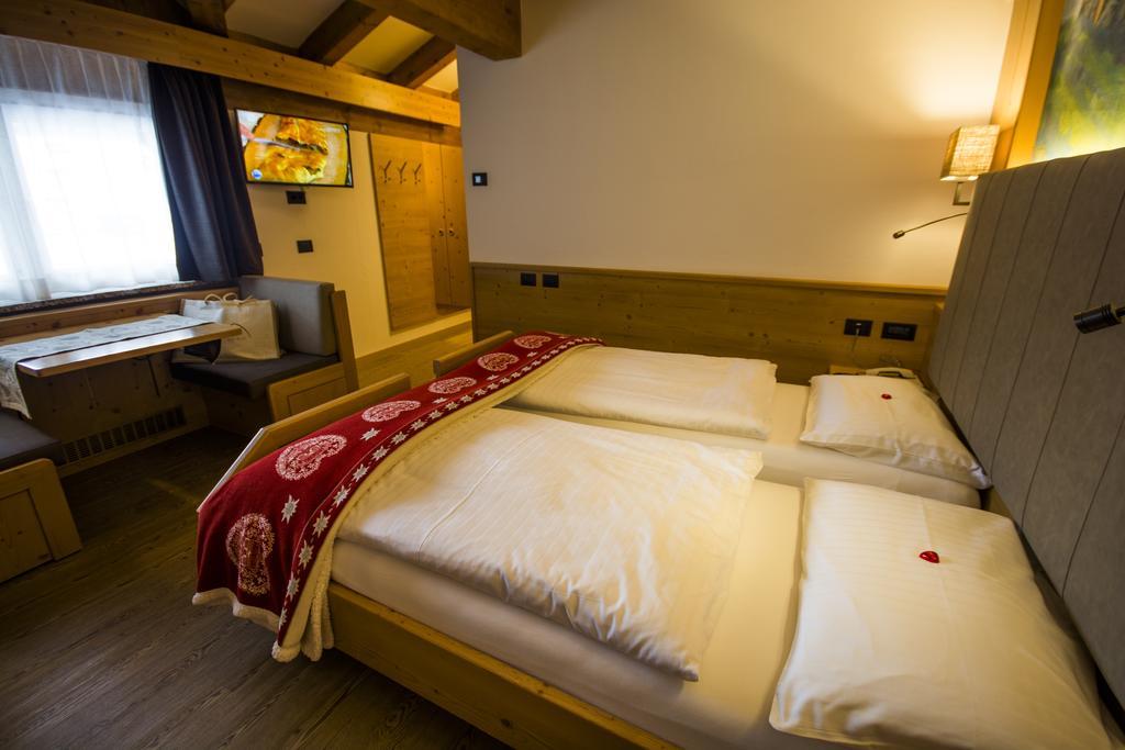 Hotel Cirelle Suite & Spa カナツェーイ エクステリア 写真