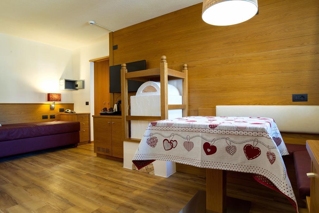 Hotel Cirelle Suite & Spa カナツェーイ エクステリア 写真